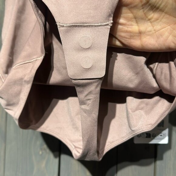 Lululemon Wundermost Ultra-Soft Nulu Bodysuit - Picture 4 of 5